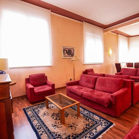 Hotel Estense Модена Екстериор снимка